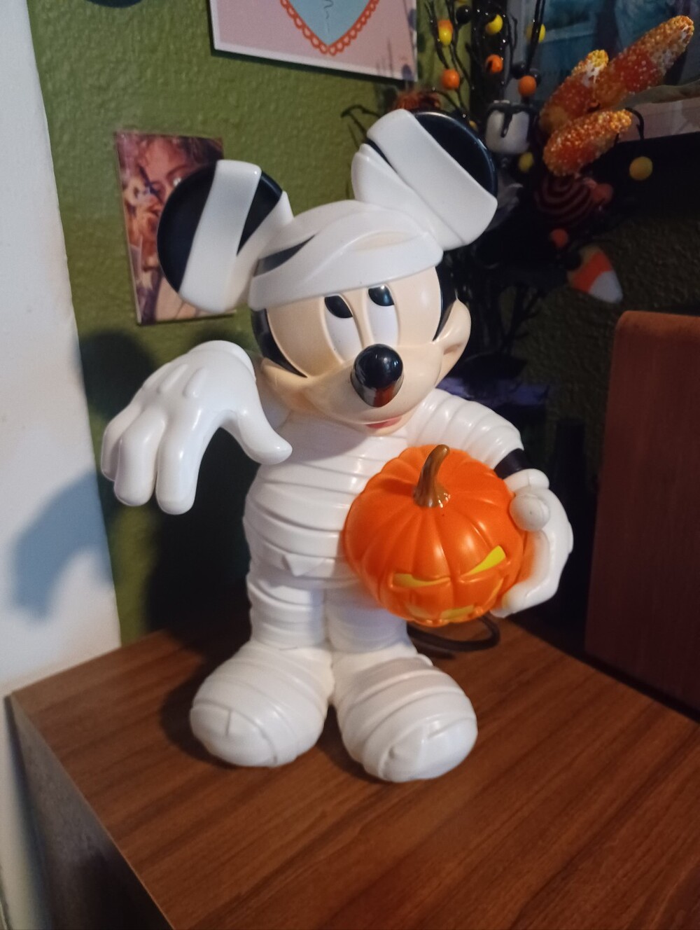 Disney Halloween Mickey Mouse Mummy Popcorn Treat Bucket Limited Edition